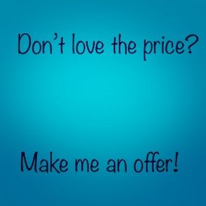 All reasonable offers considered! 💙